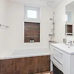 Center By Polo Apartment
