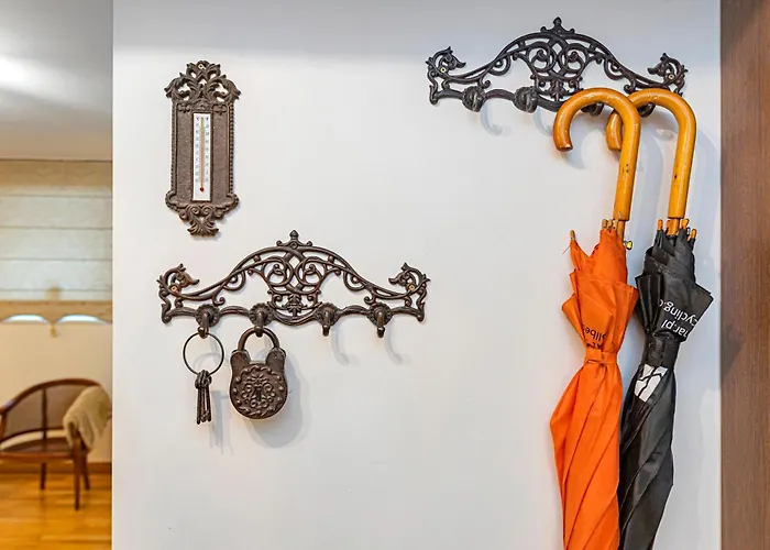 Antique By Polo Kaunas